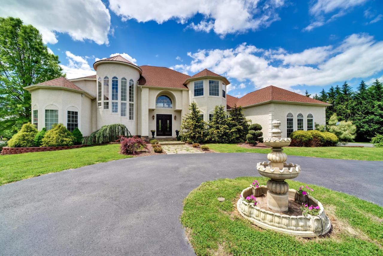 Whispering Oak Mansion Apartment Bear ภายนอก รูปภาพ