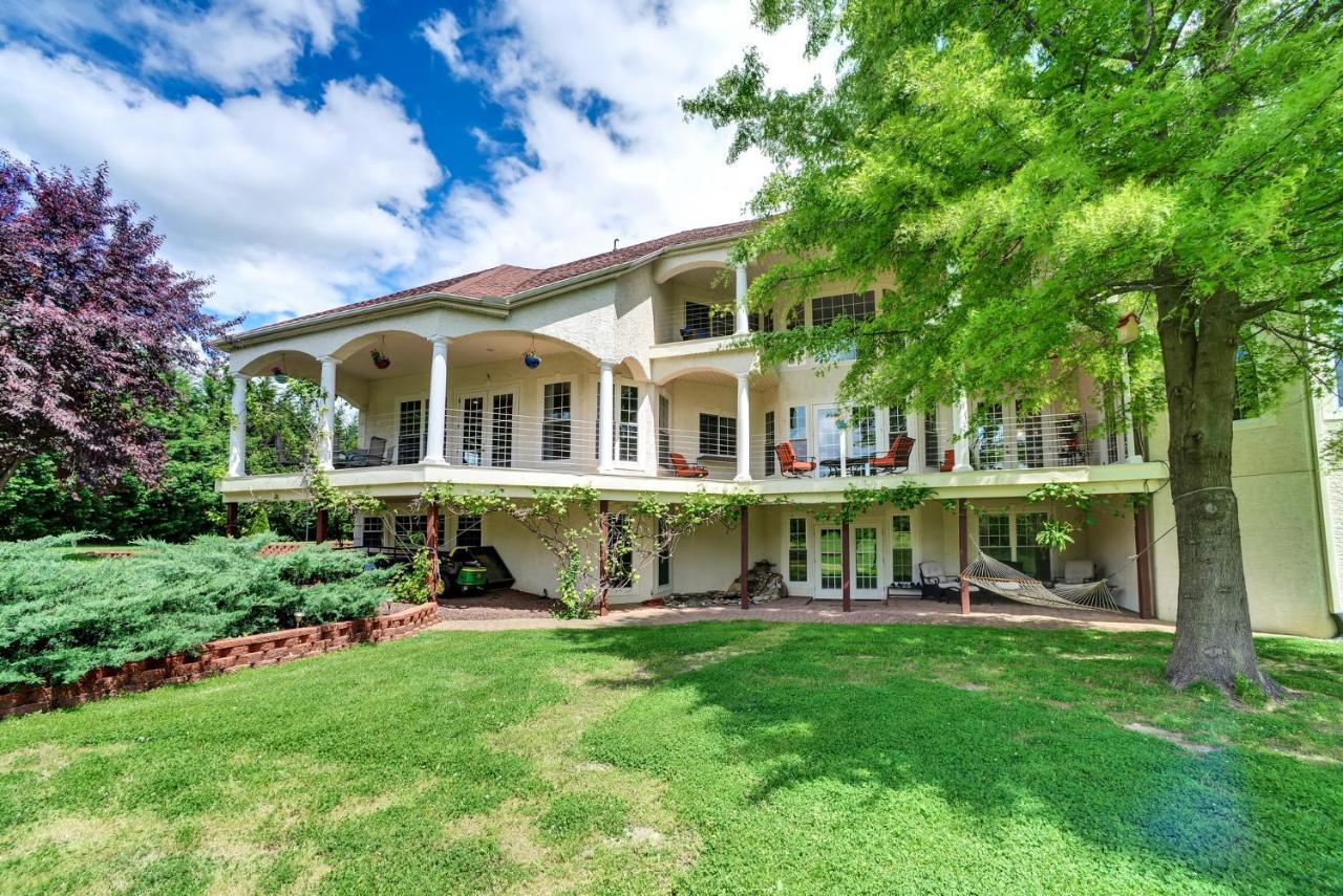 Whispering Oak Mansion Apartment Bear ภายนอก รูปภาพ