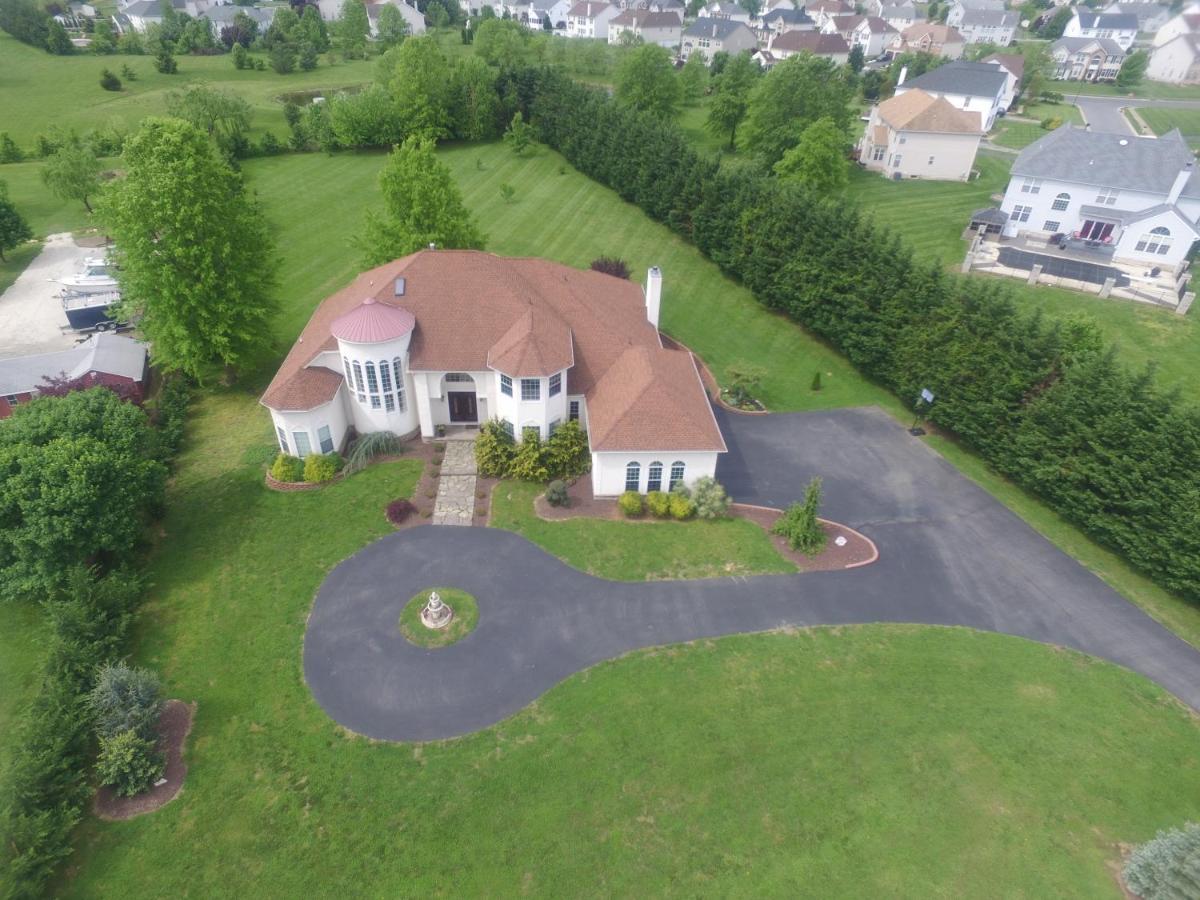 Whispering Oak Mansion Apartment Bear ภายนอก รูปภาพ