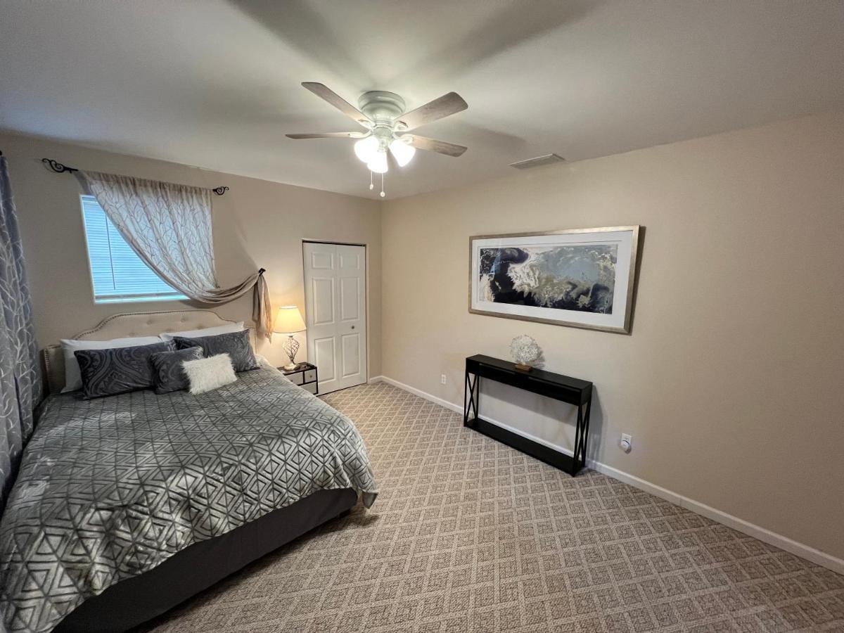 Whispering Oak Mansion Apartment Bear ภายนอก รูปภาพ